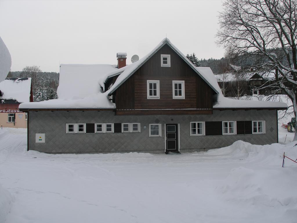 Pecka Penzion Pec pod Sněžkou Buitenkant foto